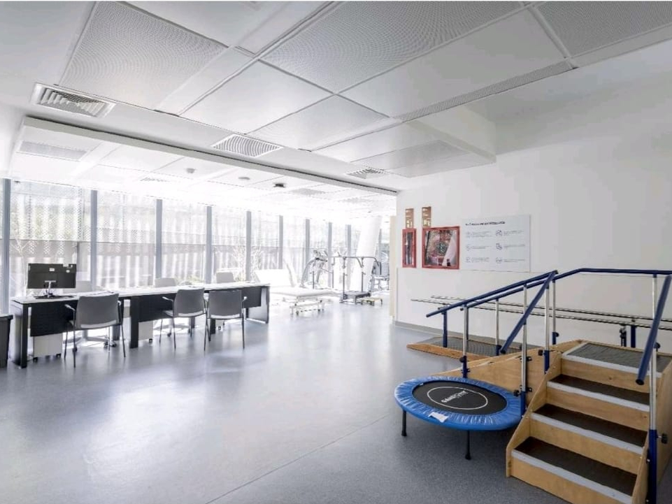 Mobiliario clinicas6.jpg